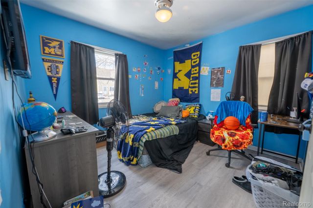 17777 Matthews Street, Riverview, MI 48193