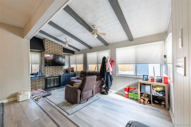 17777 Matthews Street, Riverview, MI 48193