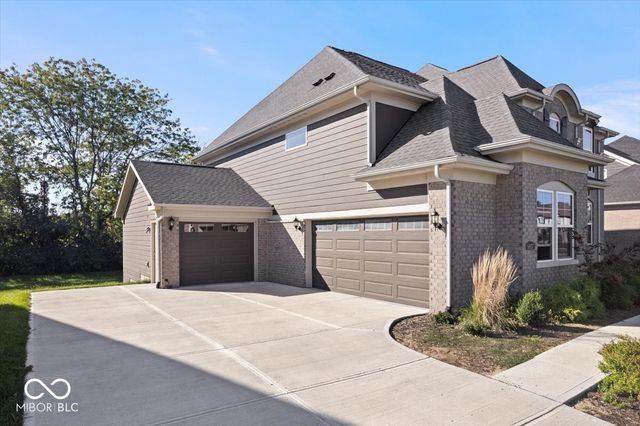 6037 Shallow Creek Lane, Indianapolis, IN 46237