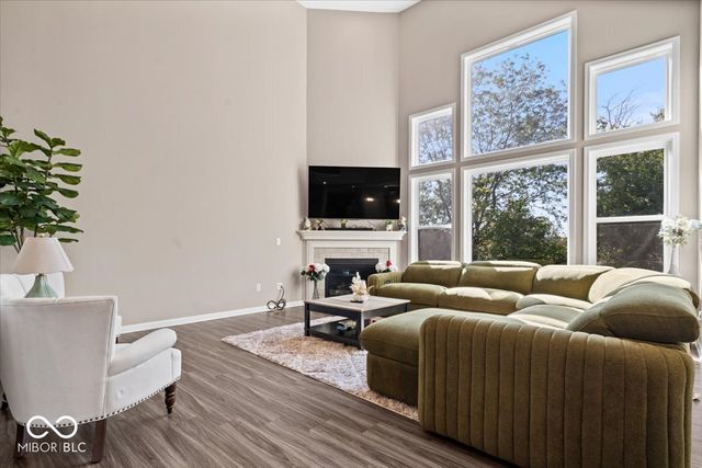 6037 Shallow Creek Lane, Indianapolis, IN 46237