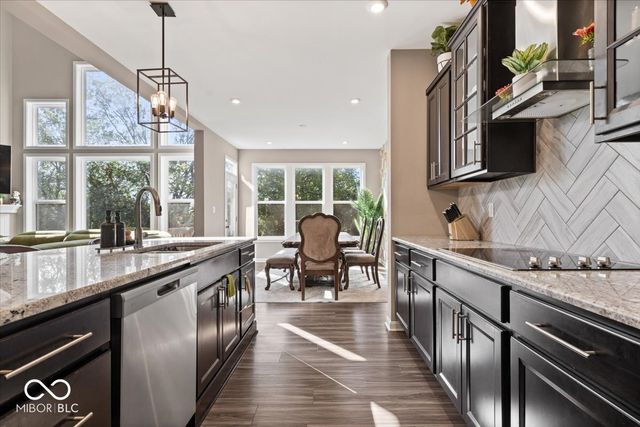 6037 Shallow Creek Lane, Indianapolis, IN 46237