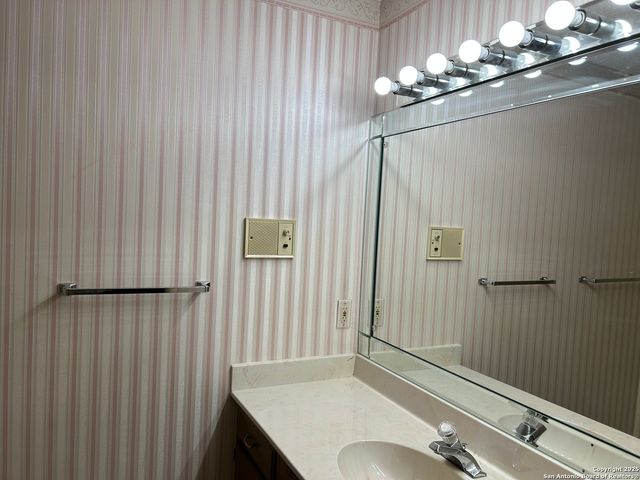 241 Ralston, Converse, TX 78109