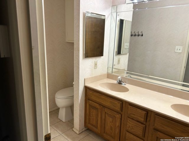 241 Ralston, Converse, TX 78109