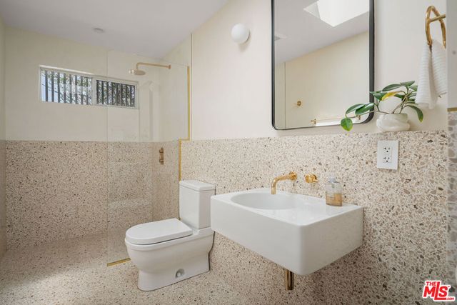 1227 Tellem Drive, Pacific Palisades, CA 90272