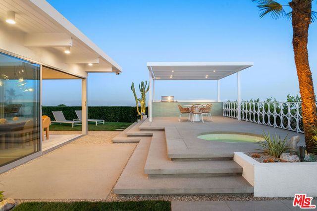 1227 Tellem Drive, Pacific Palisades, CA 90272