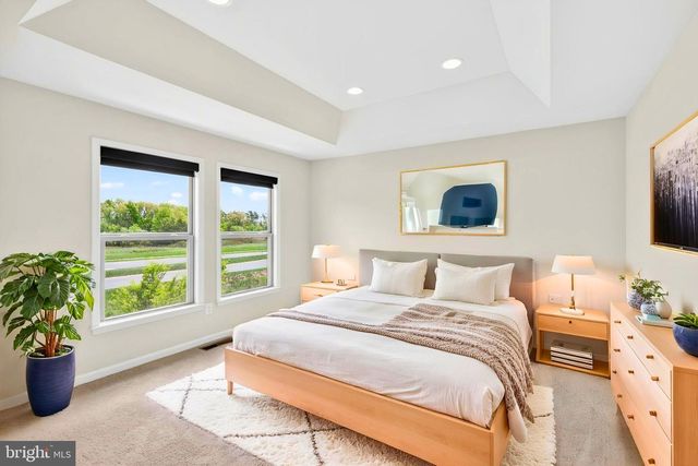 42410 DOGWOOD GLEN SQ, Sterling, VA 20166