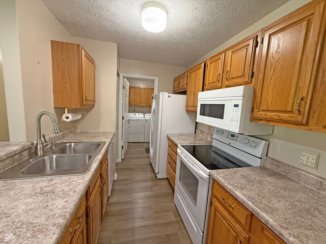12544 Timber Creek Drive 2, Carmel, IN 46032