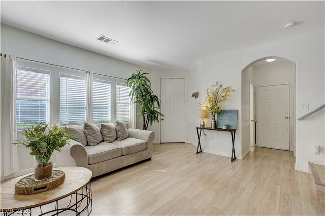 9303 Gilcrease Avenue 1006, Las Vegas, NV 89149