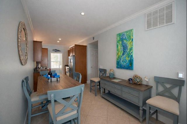 7000 Seawall Boulevard 211, Galveston, TX 77551