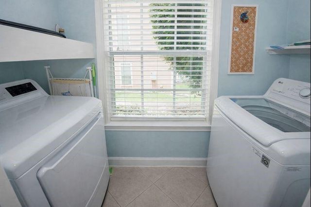 7000 Seawall Boulevard 211, Galveston, TX 77551