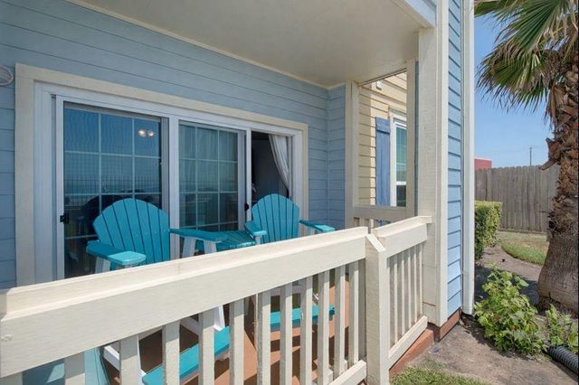 7000 Seawall Boulevard 211, Galveston, TX 77551