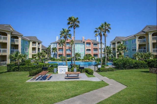 7000 Seawall Boulevard 211, Galveston, TX 77551