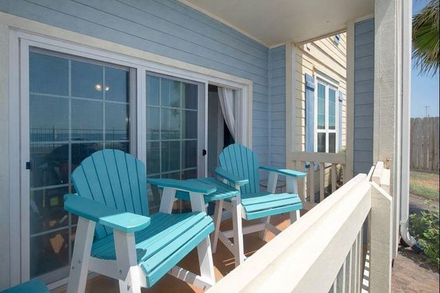 7000 Seawall Boulevard 211, Galveston, TX 77551