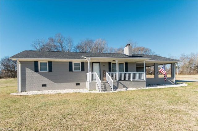 701 Farmington Road, Mocksville, NC 27028