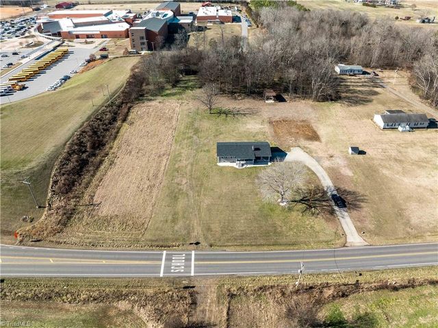 701 Farmington Road, Mocksville, NC 27028