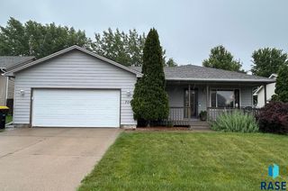 304 N Foss Ave, Sioux Falls, SD 57110