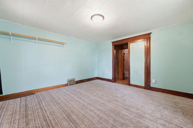431 S DAY Avenue, Ute, IA 51060