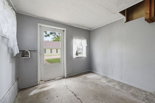 431 S DAY Avenue, Ute, IA 51060