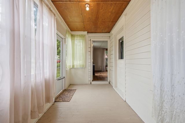 431 S DAY Avenue, Ute, IA 51060