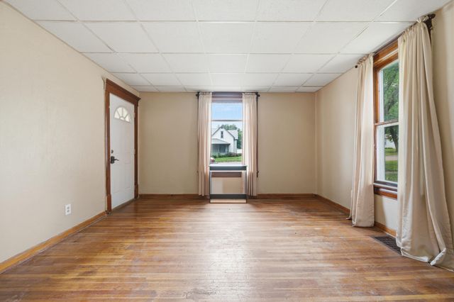 431 S DAY Avenue, Ute, IA 51060