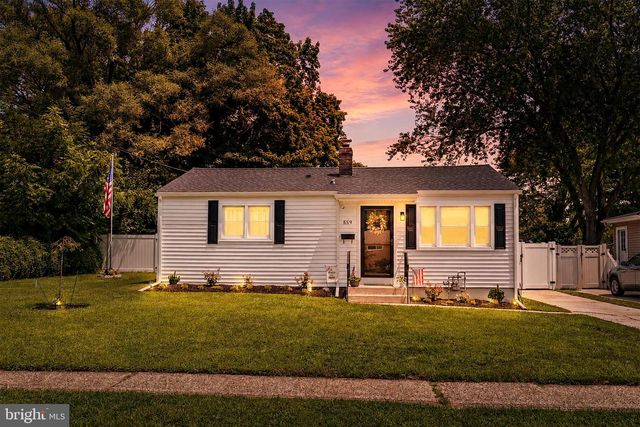 559 LYNNE DR, Clayton, NJ 08312