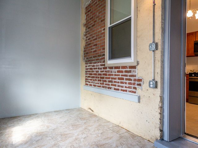 1826 S Hamlin Avenue, Chicago, IL 60623