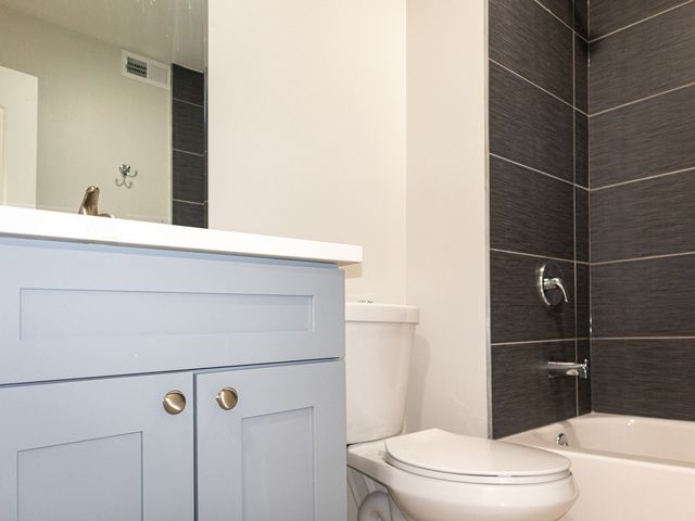 1826 S Hamlin Avenue, Chicago, IL 60623