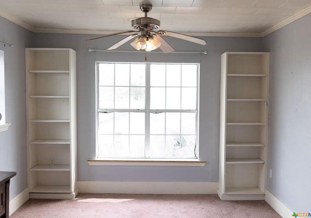 1104 Moss Lane, Cuero, TX 77954