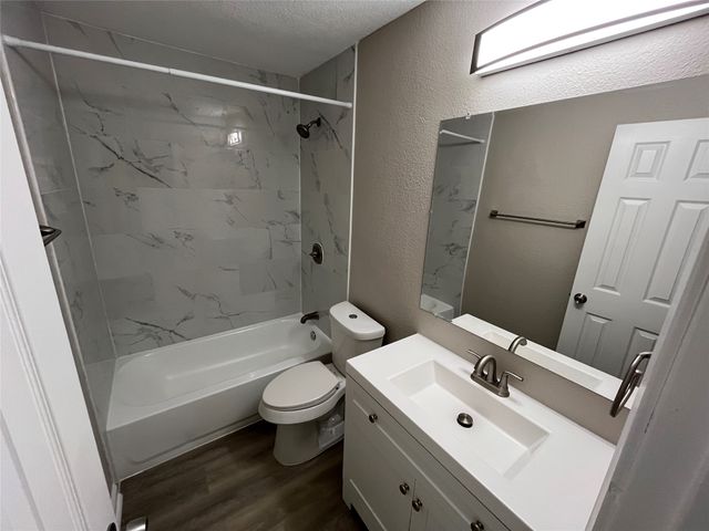 1512 Longview Street, Mesquite, TX 75149