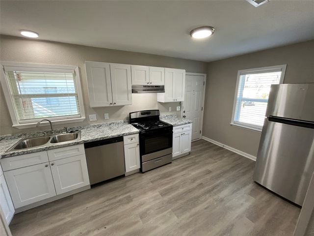 1512 Longview Street, Mesquite, TX 75149