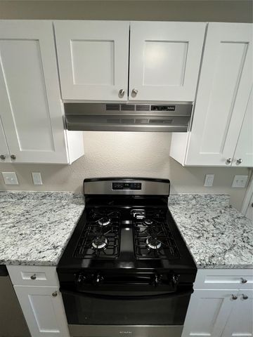 1512 Longview Street, Mesquite, TX 75149