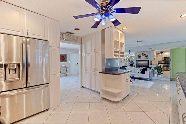 290 1ST STREET W, Tierra Verde, FL 33715