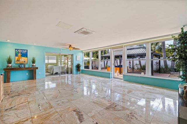 290 1ST STREET W, Tierra Verde, FL 33715