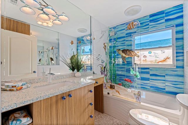 290 1ST STREET W, Tierra Verde, FL 33715