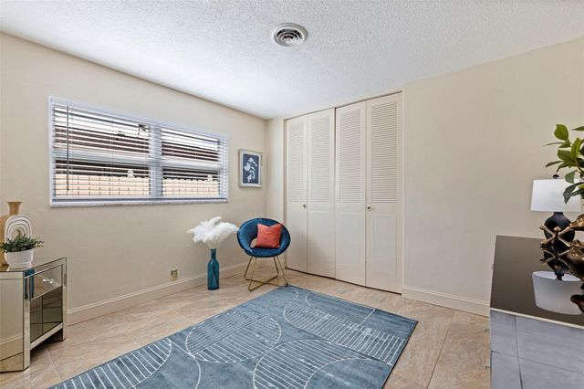 290 1ST STREET W, Tierra Verde, FL 33715