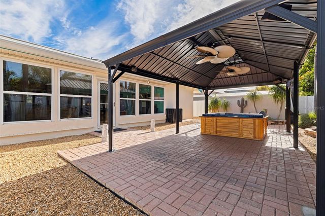 290 1ST STREET W, Tierra Verde, FL 33715