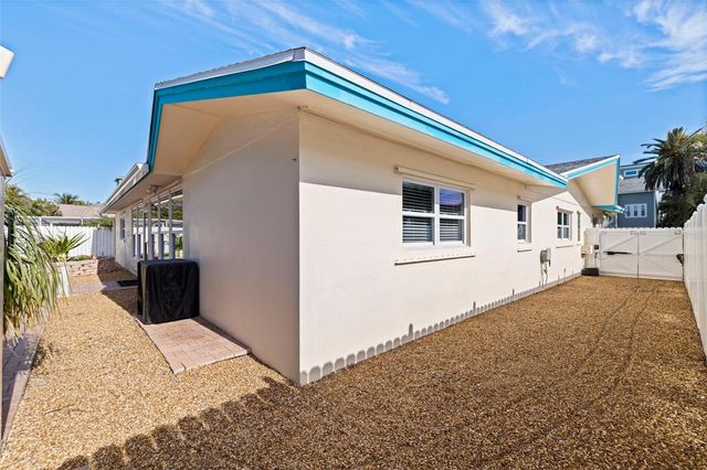 290 1ST STREET W, Tierra Verde, FL 33715