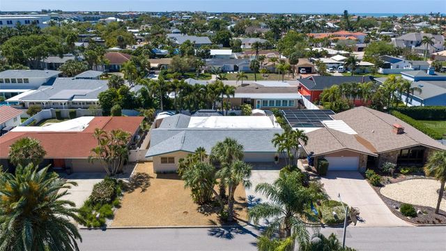 290 1ST STREET W, Tierra Verde, FL 33715