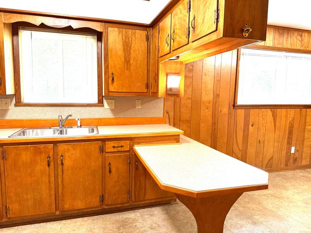 146 Cloverdale, Searcy, AR 72143