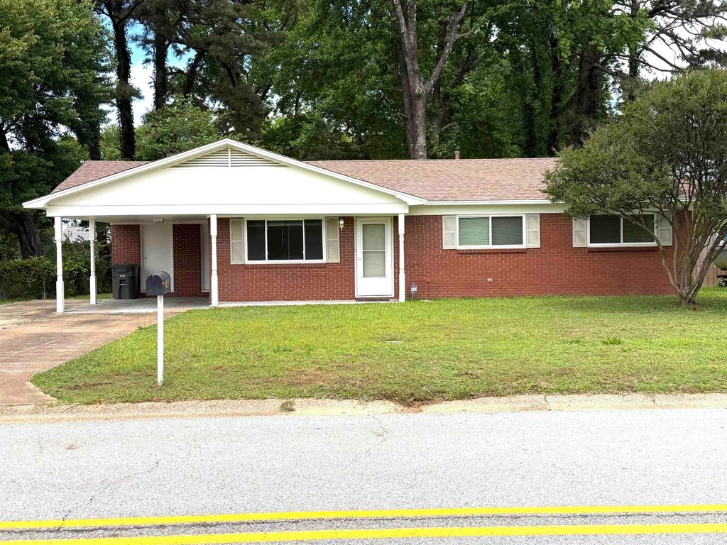 146 Cloverdale, Searcy, AR 72143