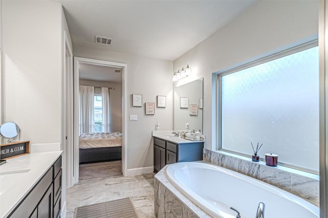 15022 Concho River Way, Cypress, TX 77433