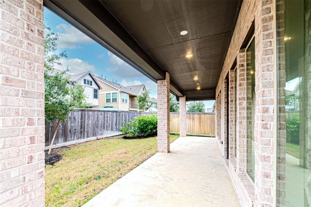 15022 Concho River Way, Cypress, TX 77433