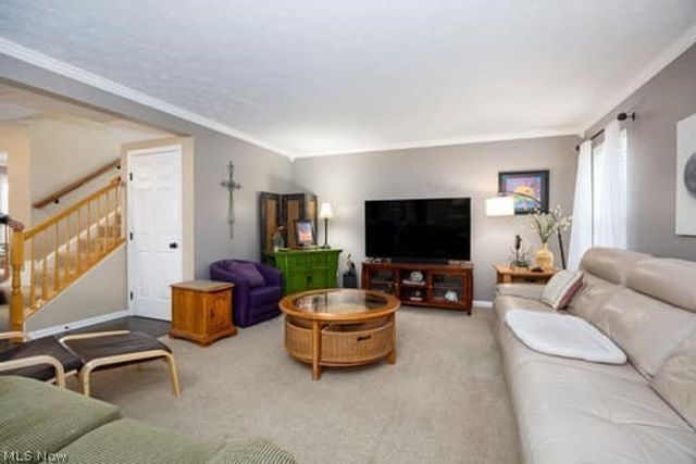 714 Whippoorwill Lane, Wadsworth, OH 44281