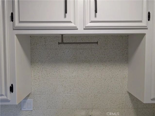 2851 W Avenue J4, Lancaster, CA 93536