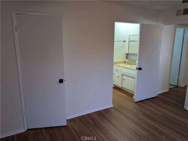 2851 W Avenue J4, Lancaster, CA 93536