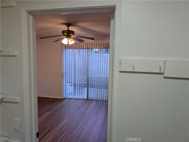 2851 W Avenue J4, Lancaster, CA 93536