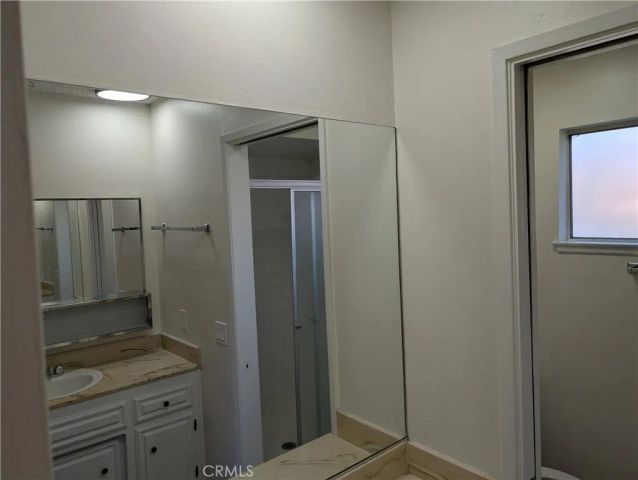 2851 W Avenue J4, Lancaster, CA 93536