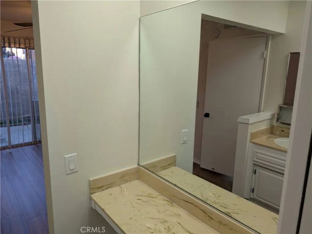 2851 W Avenue J4, Lancaster, CA 93536