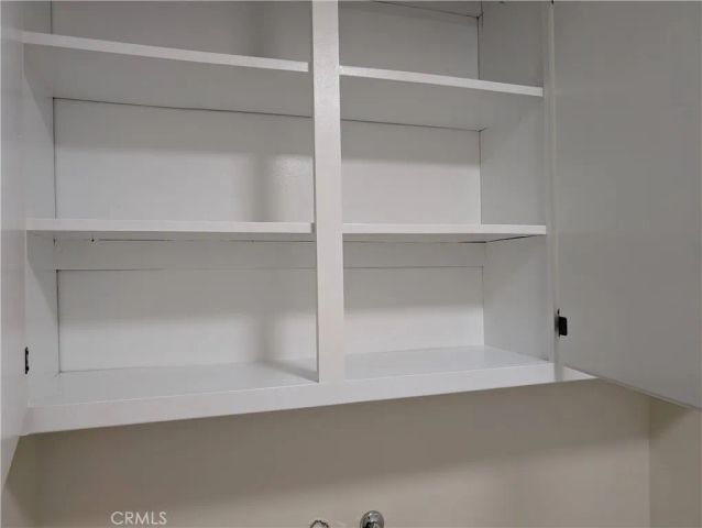 2851 W Avenue J4, Lancaster, CA 93536