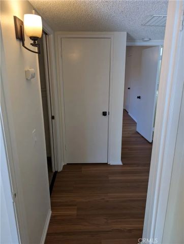 2851 W Avenue J4, Lancaster, CA 93536